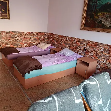 Ubytovaci Zarizeni Orlicek Cernikovice Cp 145 * Cernikovice (Rychnov nad Kneznou)